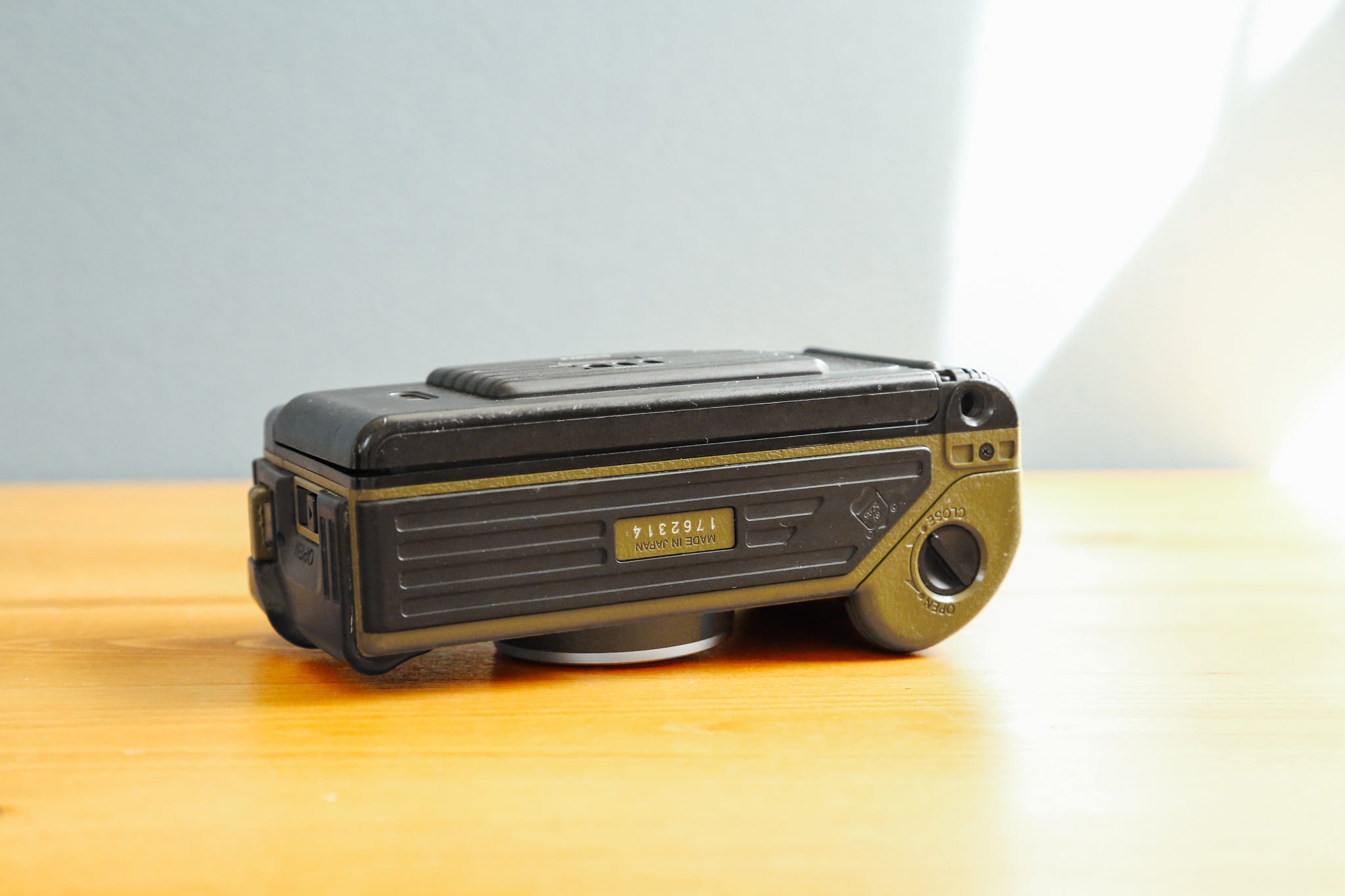 希少カラー コニカ 現場監督 グリーン フィルムカメラ 希少カラー