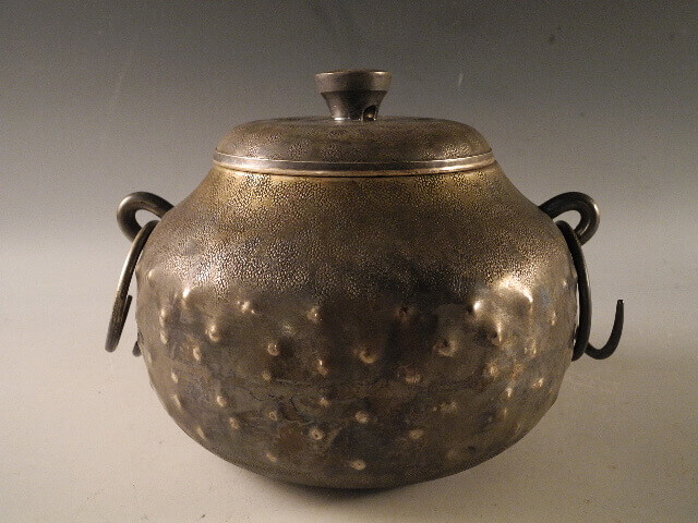 茶釜□亀甲文 浄榮造 鉄窯 六角紋 獅子耳付 透かしつまみ 煎茶道具