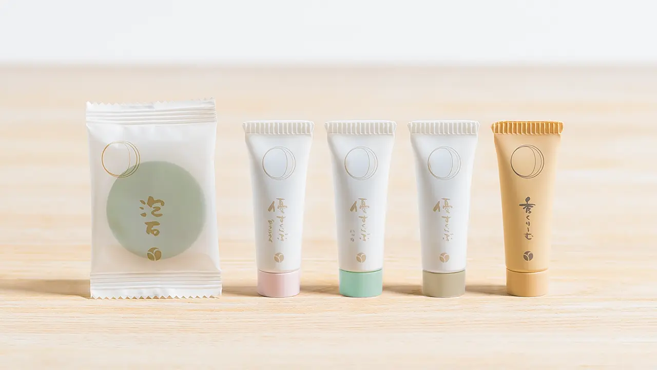 お泊り3ステップ ｜ akyrise / アキュライズ｜シンプルスキンケア