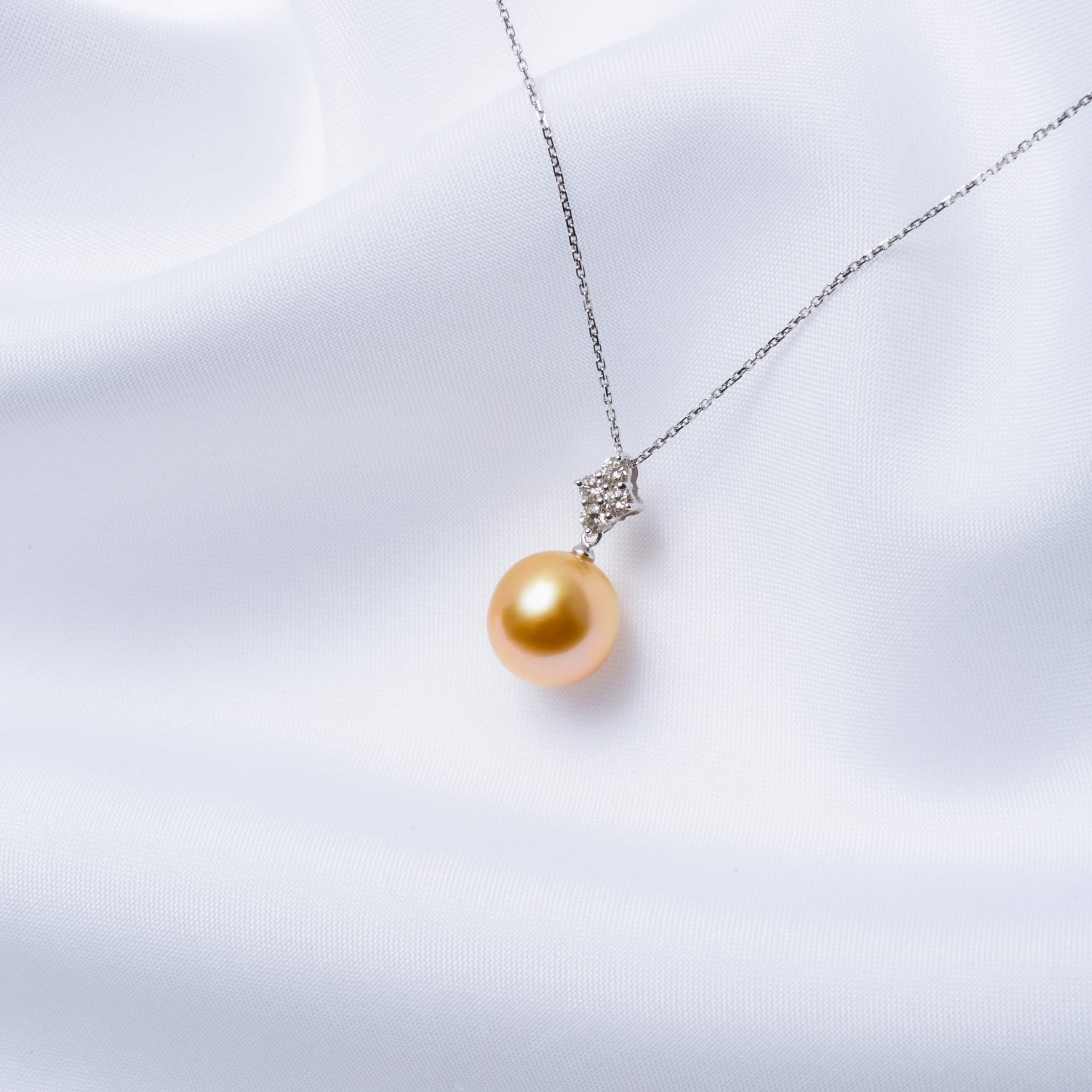 大粒 ゴールデンパール ピンタック 11×12mm 南洋真珠 タヒチ 大粒