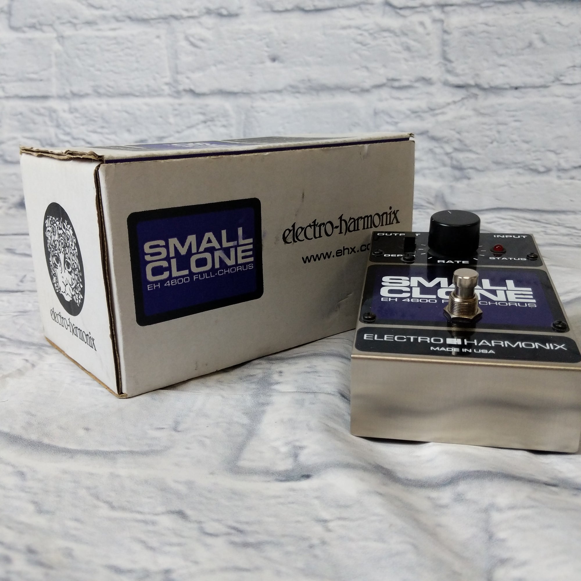 ギター Electro-Harmonix SMALL CLONE EH-4600 Feature – 1981 Electro