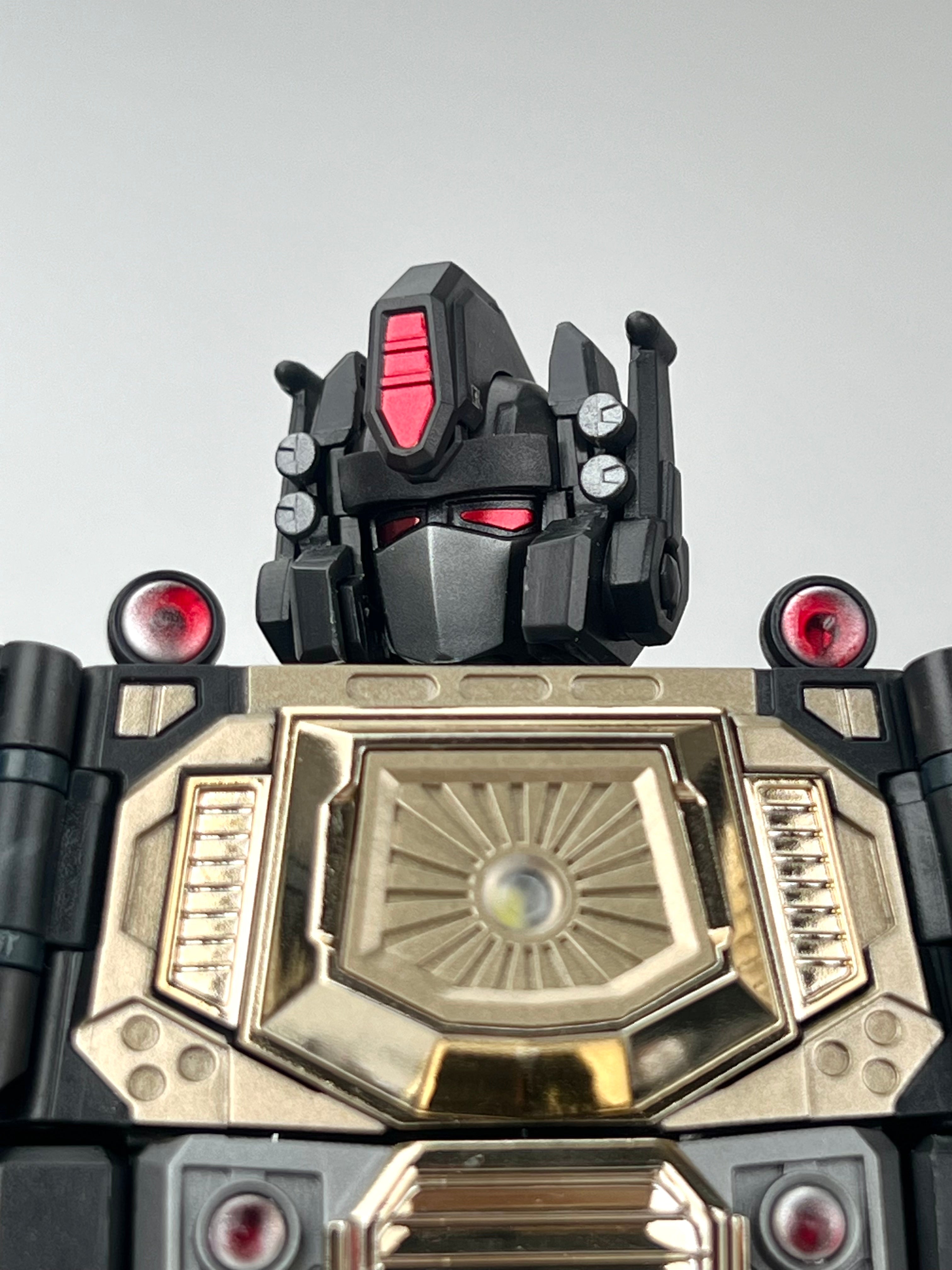 MB-18A OBSIDIAN COMMANDER (TFCON Baltimore 2024 EXCLUSIVE) – Fans