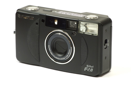 希少 FUJIFILM silvi F2.8 世界限定5000台フィルムカメラ 希少