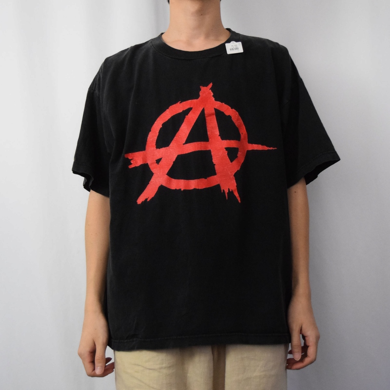 VETEMENTS アナーキーシンボル Tシャツ ブラック 限定版 VETEMENTS