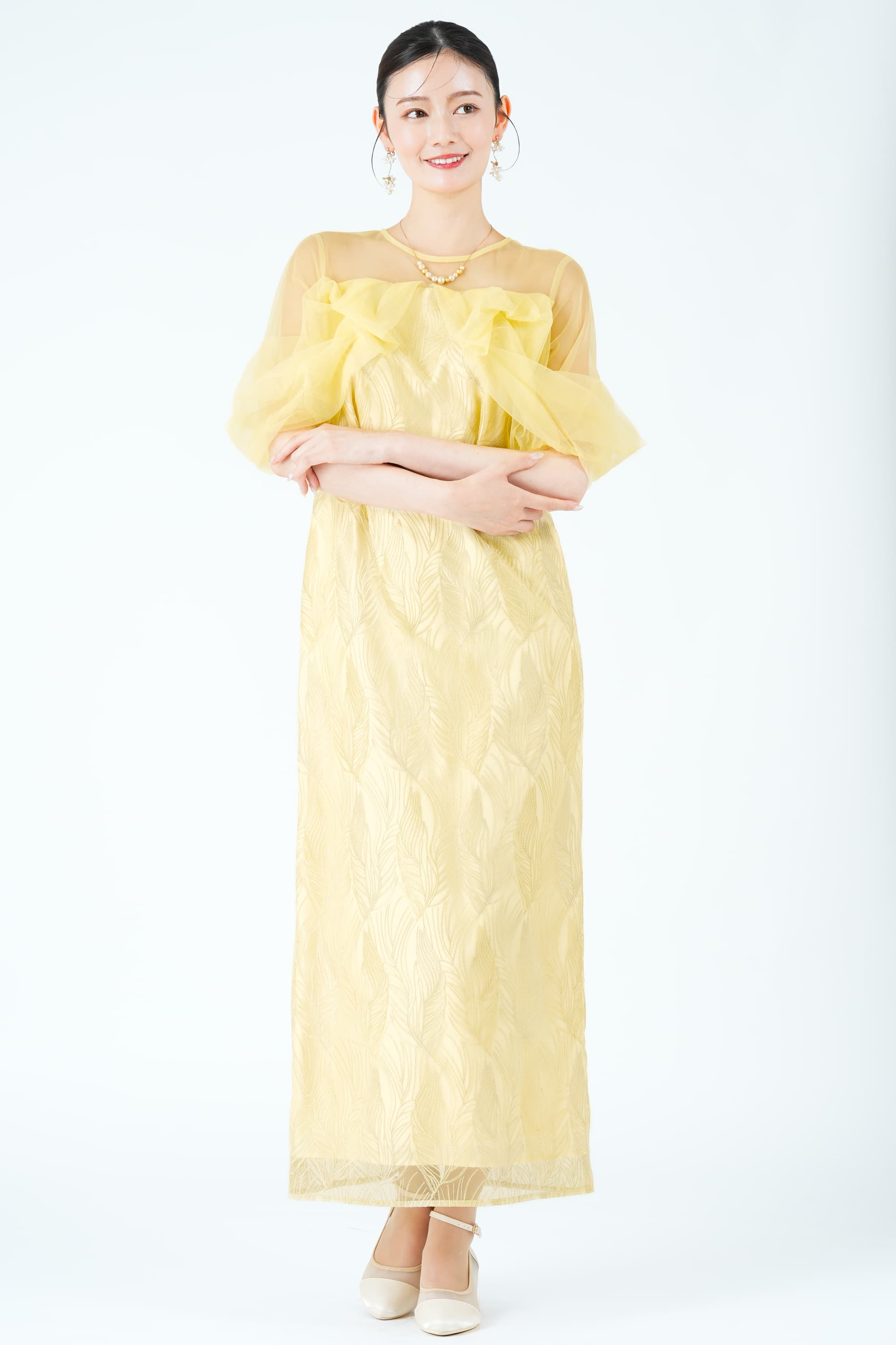 et.UNiVER ツイストエアリーペンシルイエロードレス (S) をレンタル