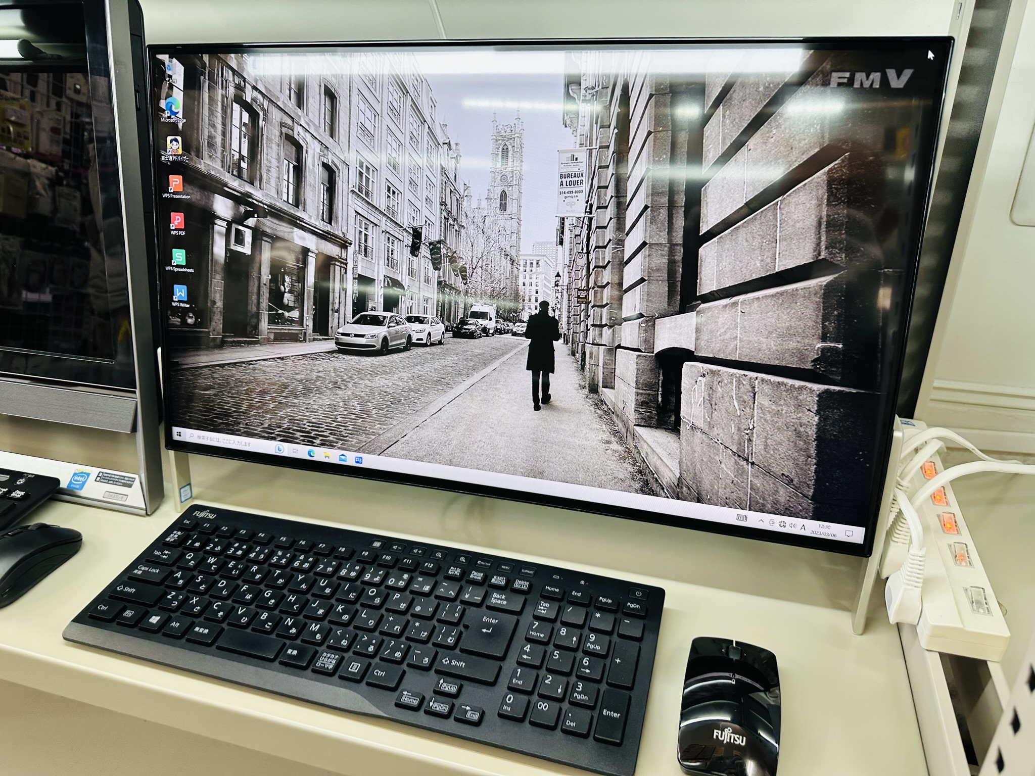 富士通 ESPRIMO FH70/B1 – パソコンショップ ファインメイク