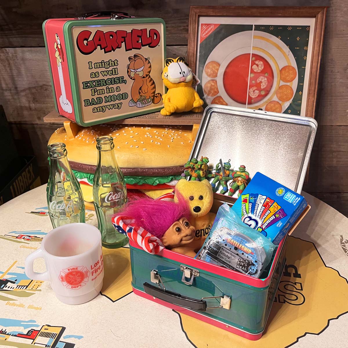 AMERICAN STYLE☆】【ブリキ缶】VINTAGE LUNCH BOX お弁当箱 収納