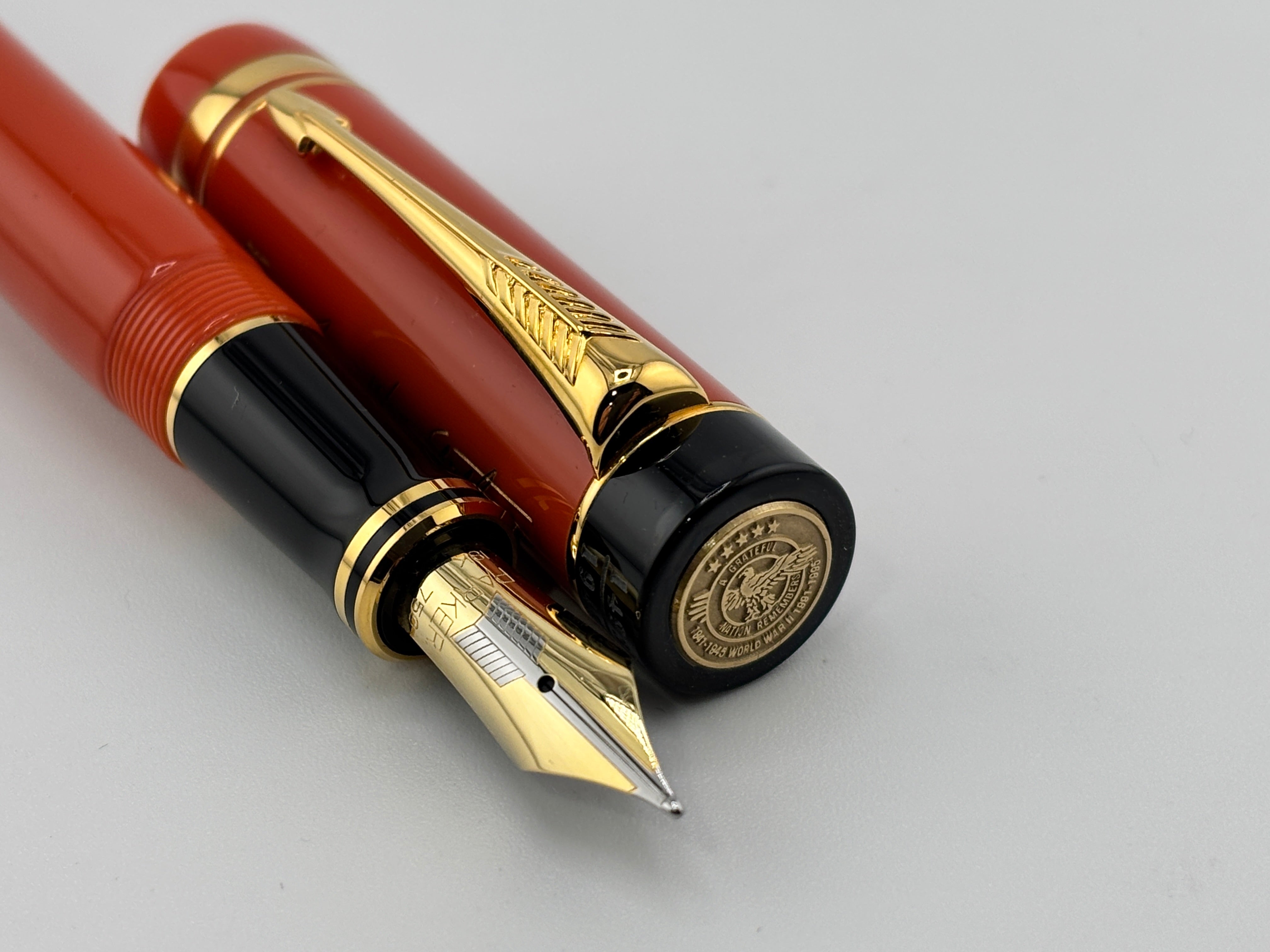 Parker Duofold Centennial (Largest Size) Douglas MacArthur/World