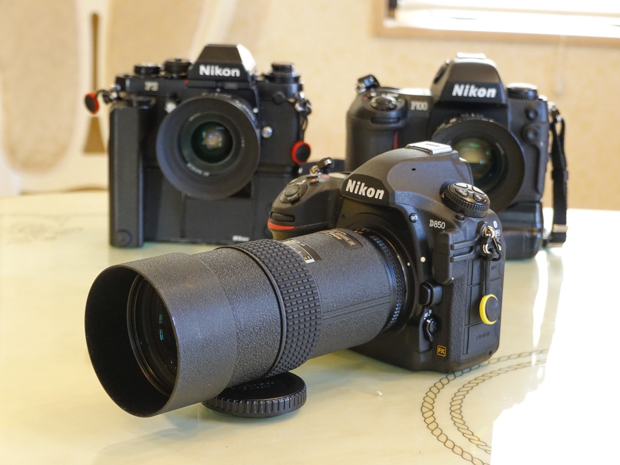 Nikon AF NIKKOR 180mm f/2.8❗️美品‼️最高画質！ Nikon AF NIKKOR 180mm