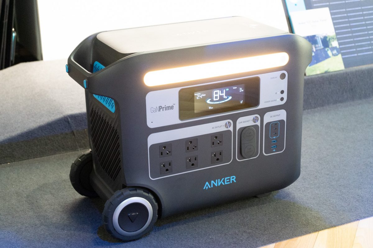 世界初のGaN搭載ポータブル電源がAnkerから。2000W出力対応の