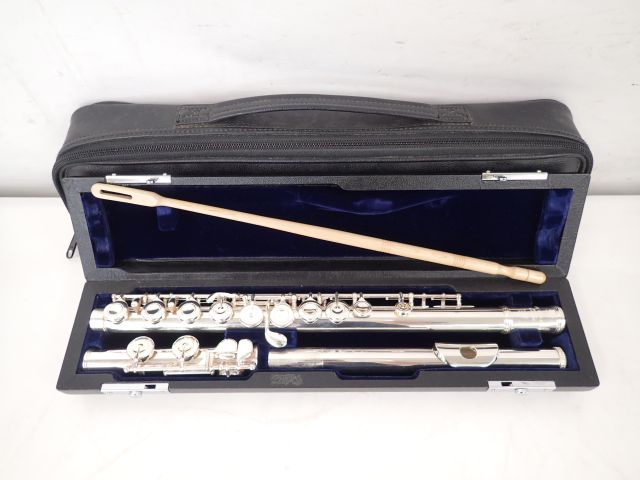 シルバー フルート本体 ハードケース付き 中古品 Pearl フルート 木