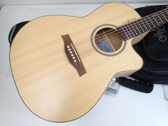 エレアコギター seagull Amber Trail シーガル