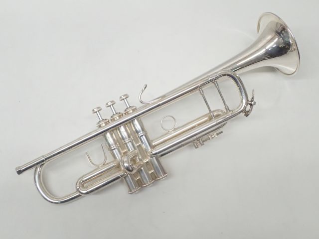 Bach トランペット 37ケース付 B♭ トランペット - Stradivarius
