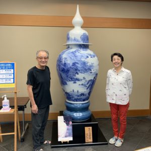 砥部焼 八瑞窯 白磁細口飾瓶 ／ 飾り壺 置物 ギャラリー凜 Gallery RIN