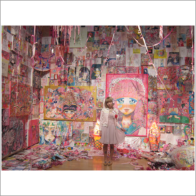 麻生知子さん 猫ドア 2023年 麻生知子さん 猫ドア 2023年