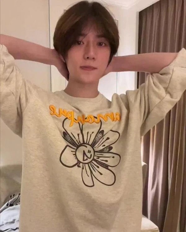 txt act:tomorrow ボムギュ ユニフォームシャツ BEOMGYU TXT ボムギュ