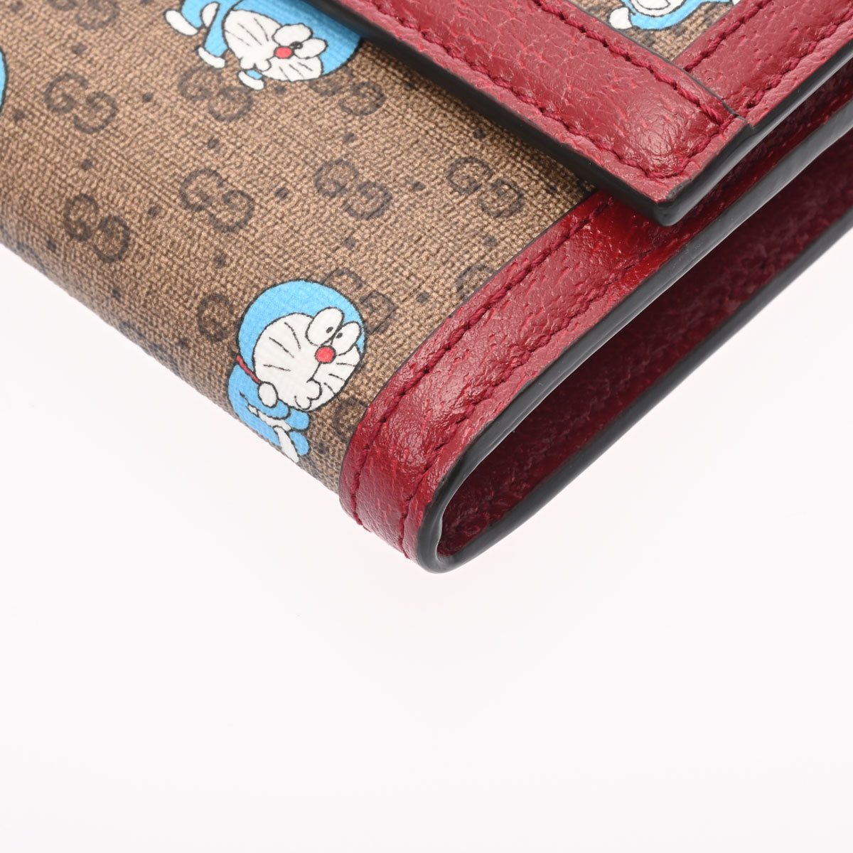 グッチドラえもんコラボ ベージュ/レッド ゴールド金具 レディース GG