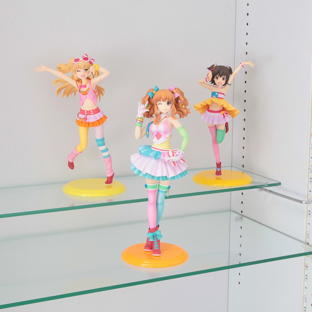 フィギュアやプラモデルなど集めて並べるコレクター目線の充実設計