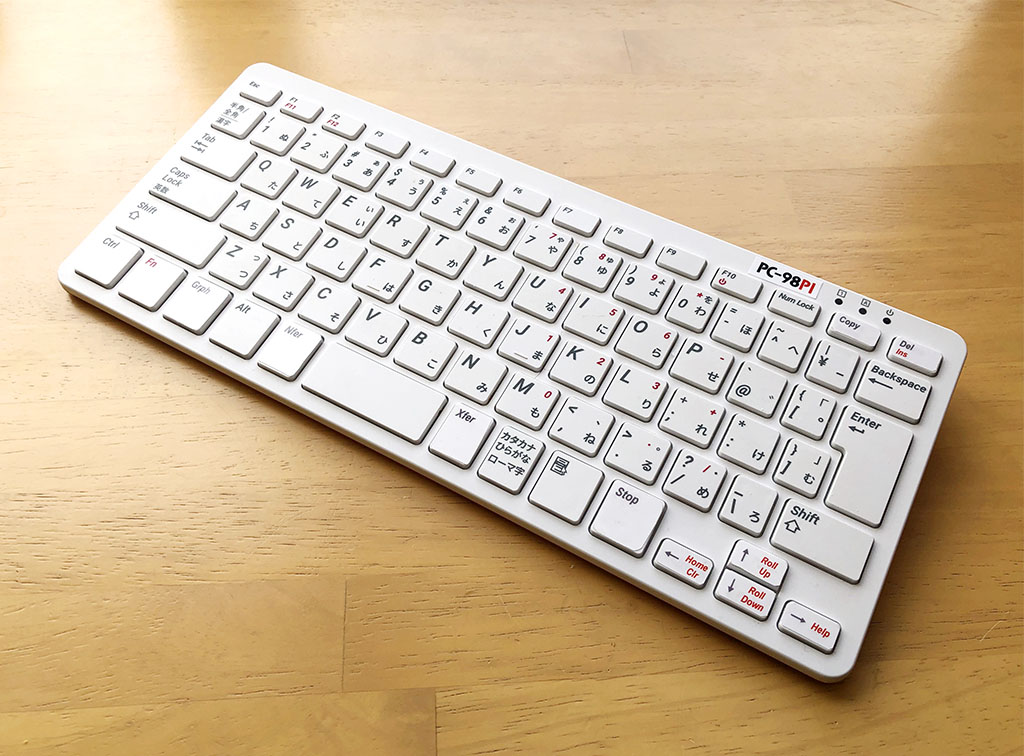 PC-9801UX 本体とキーボード 美品 難あり 本物を超えるPC-9801クローン