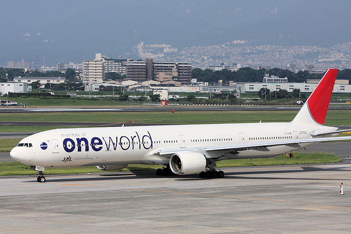アーク塗装 member of oneworld JAL（日本航空） B777-300 JA752J