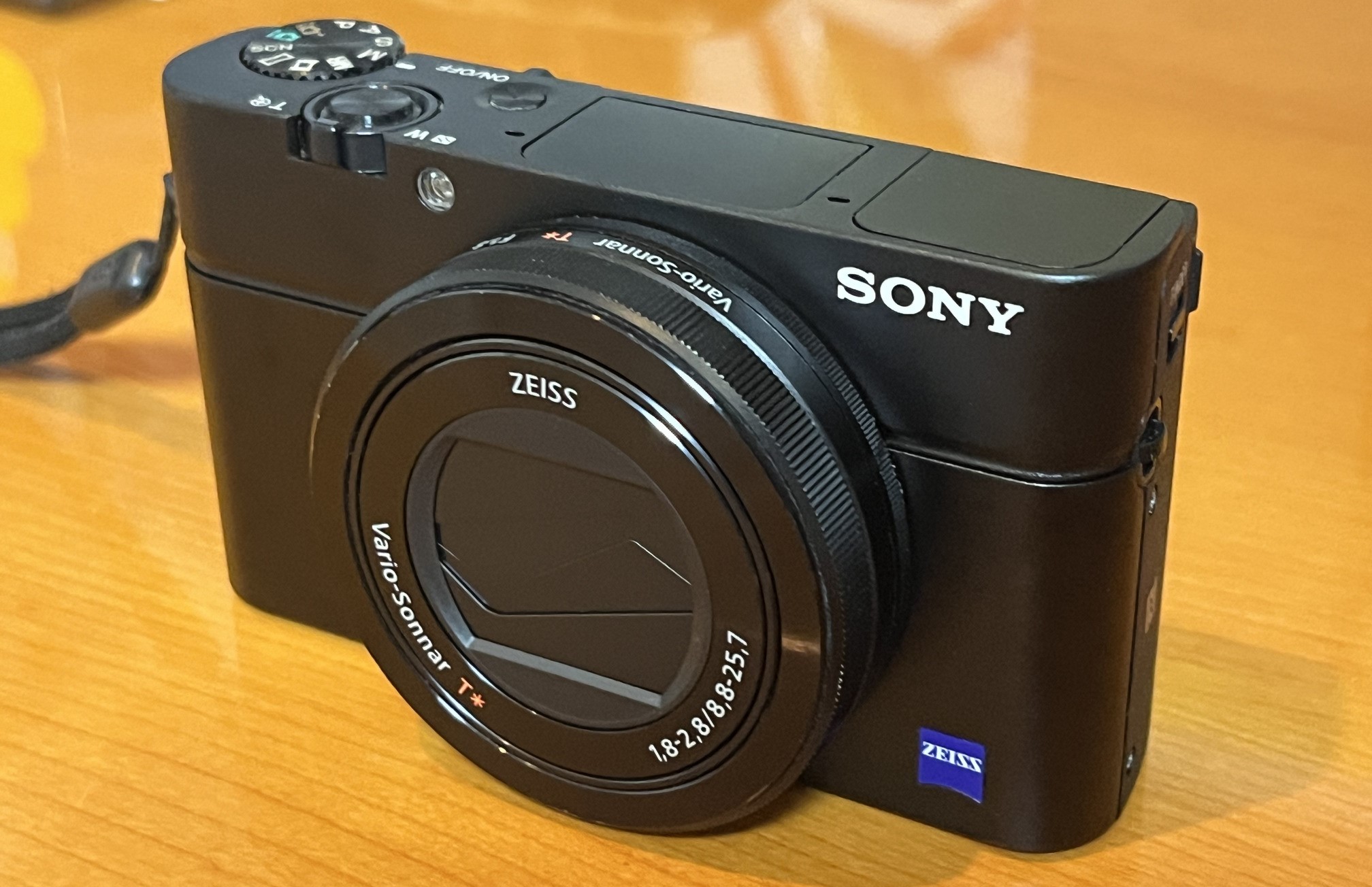 返品保証・動作確認済】SONY RX100M3 返品保証・動作確認済】SONY