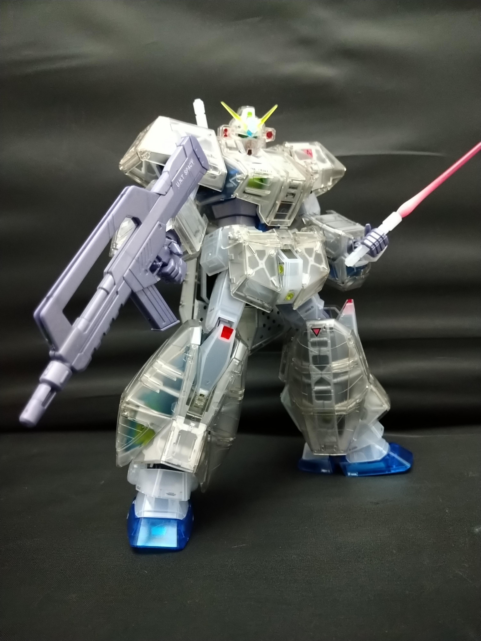 MG ガンダムNT-1 Ver.2.0 クリアカラー MG 1/100 ガンダム NT-1 Ver. 2.0
