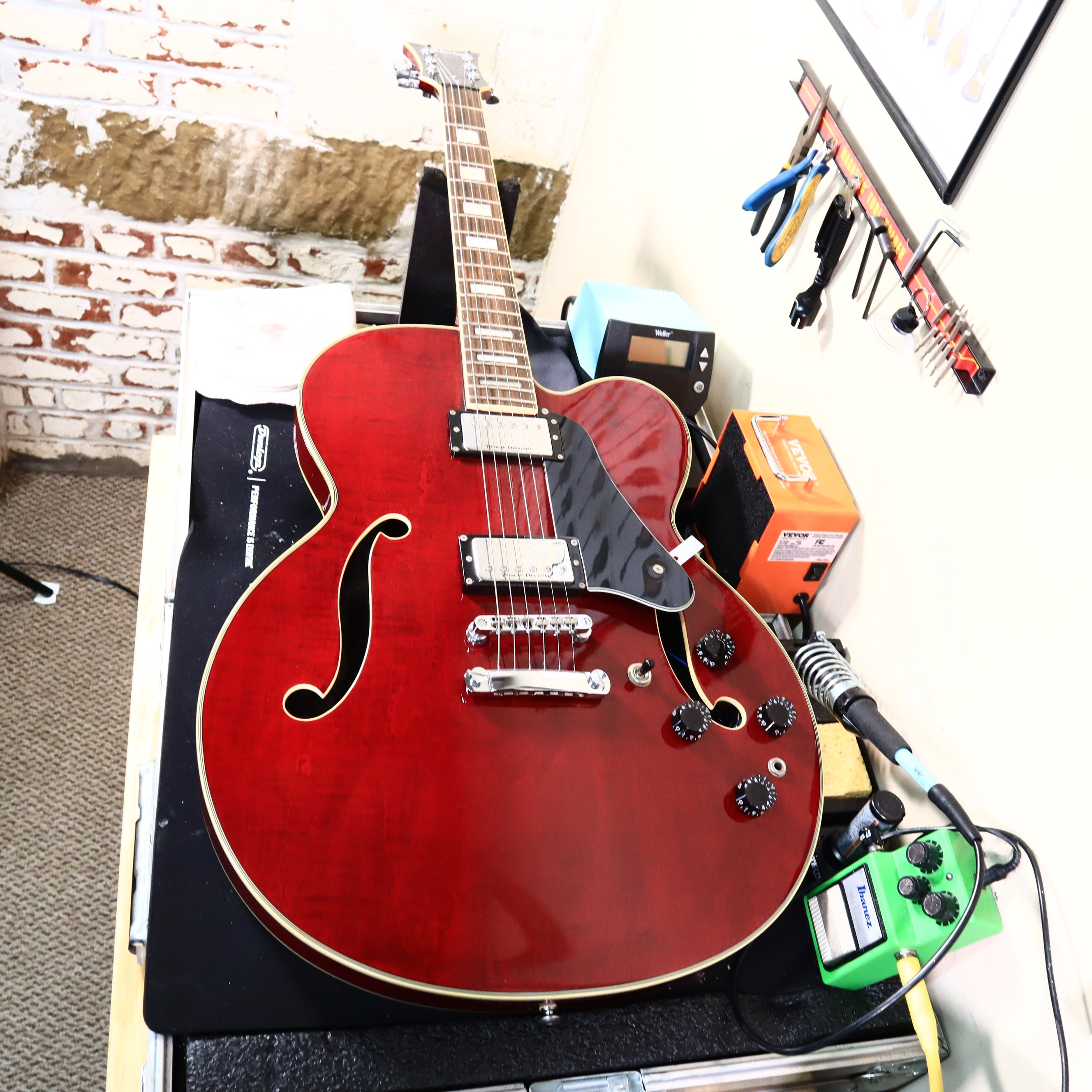 Schecter Diamond Series Jazz-6 Hollowbody Guitar – GuitarFinds