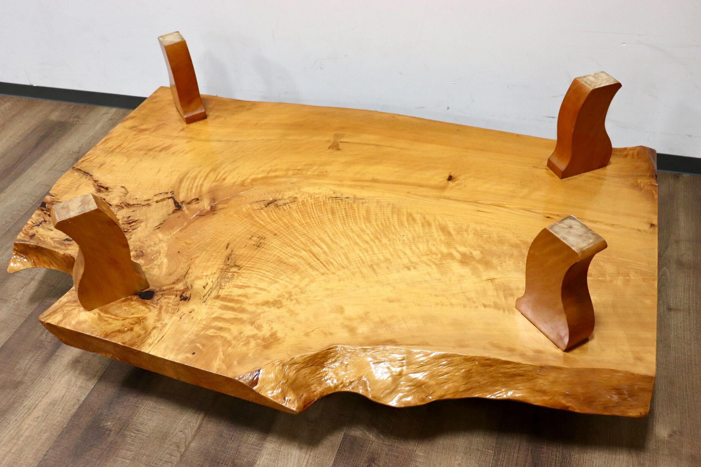 購入 栃の木 テーブル 座卓 天板20万円☆栃の木(トチノキ) 天然木座卓