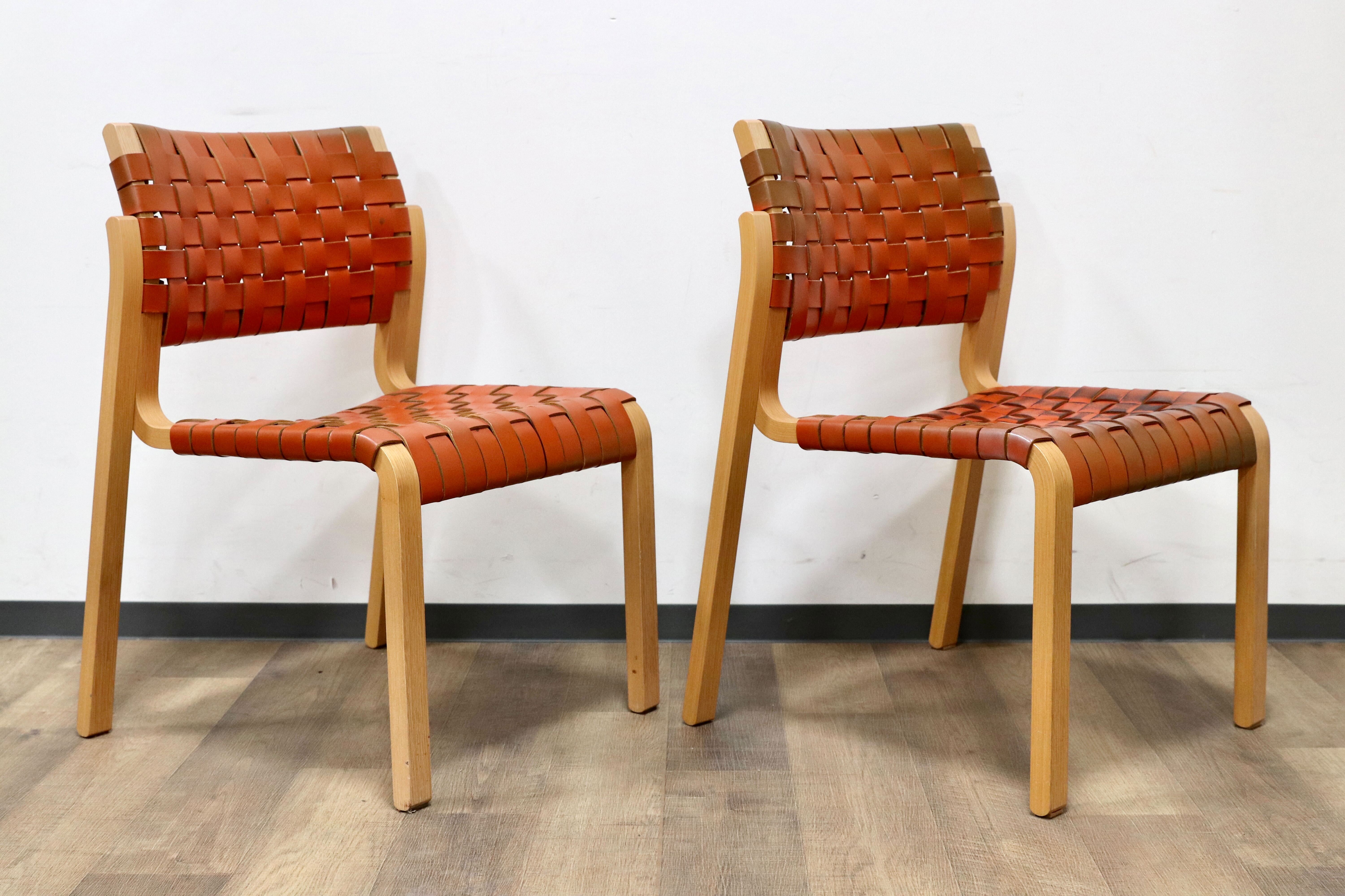 木製アームチェア ブラウンアルフレックス