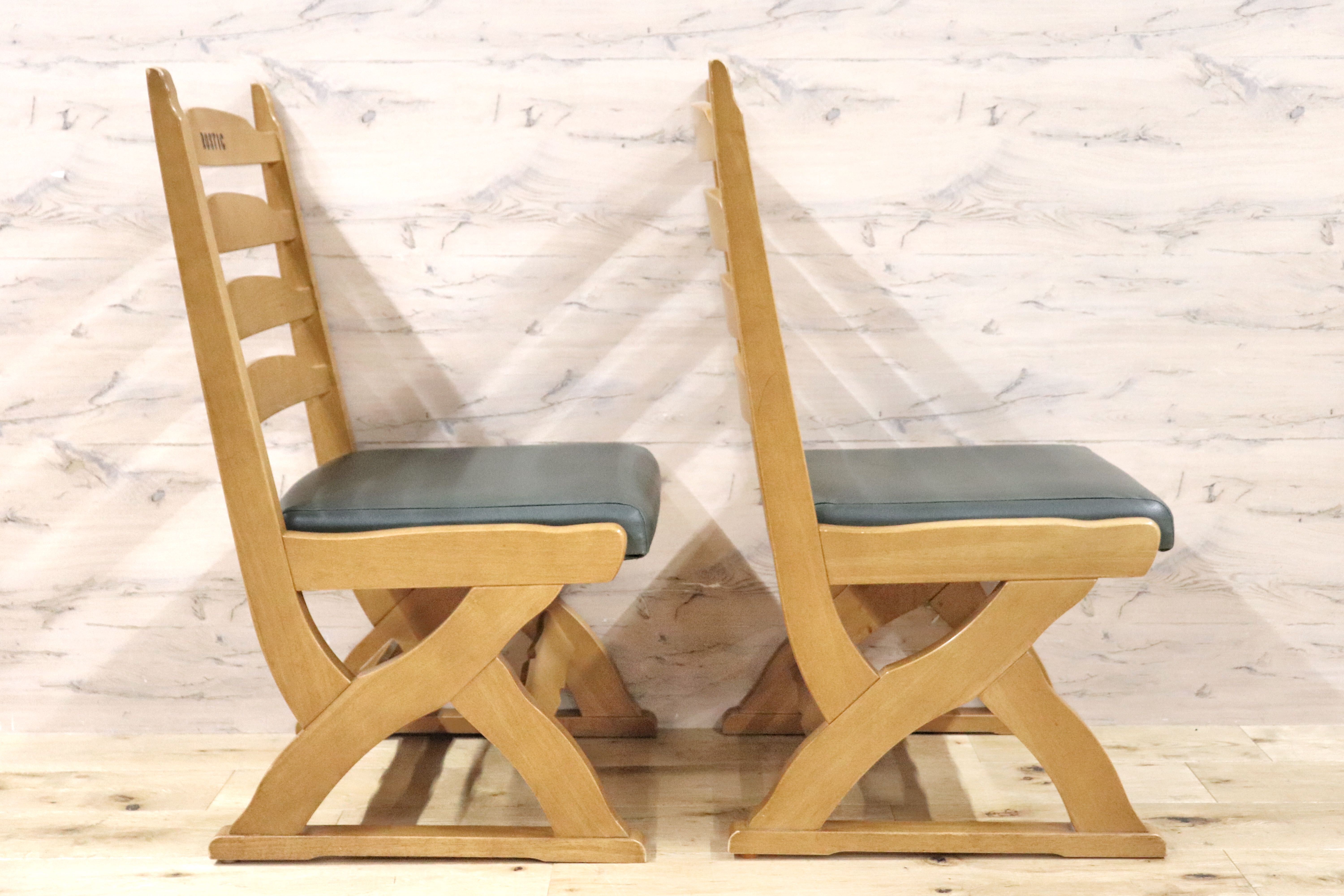 オールドカリモク ルスティック ダイニングチェア 紋章 焼印入り 4客