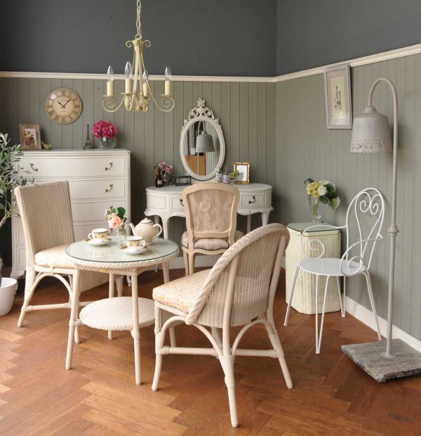 フランスで出会ったアンティークチェア、エレガントなサイドチェア(q