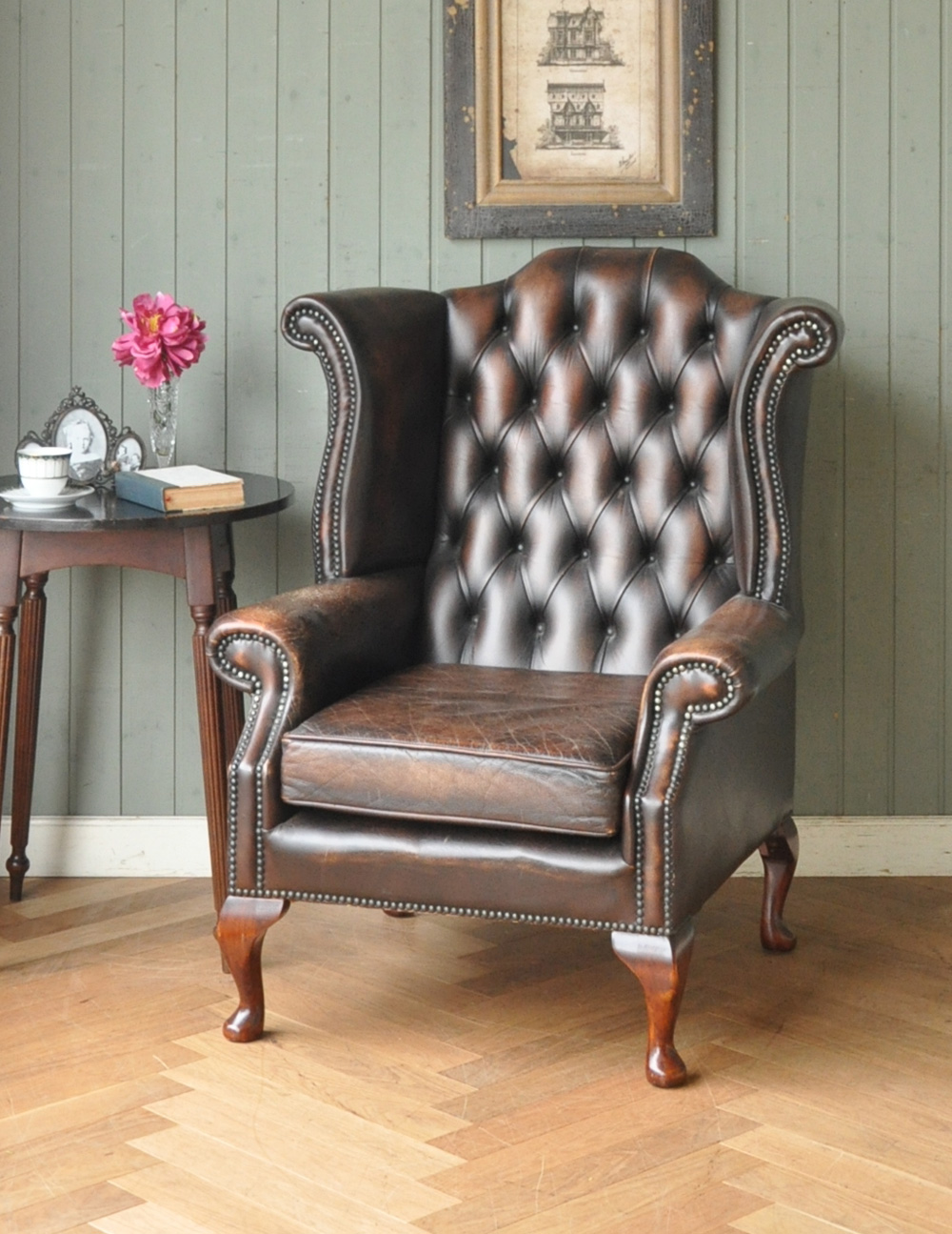 ヴィンテージの革張りソファ、カッコいいウィングバックチェア（1P
