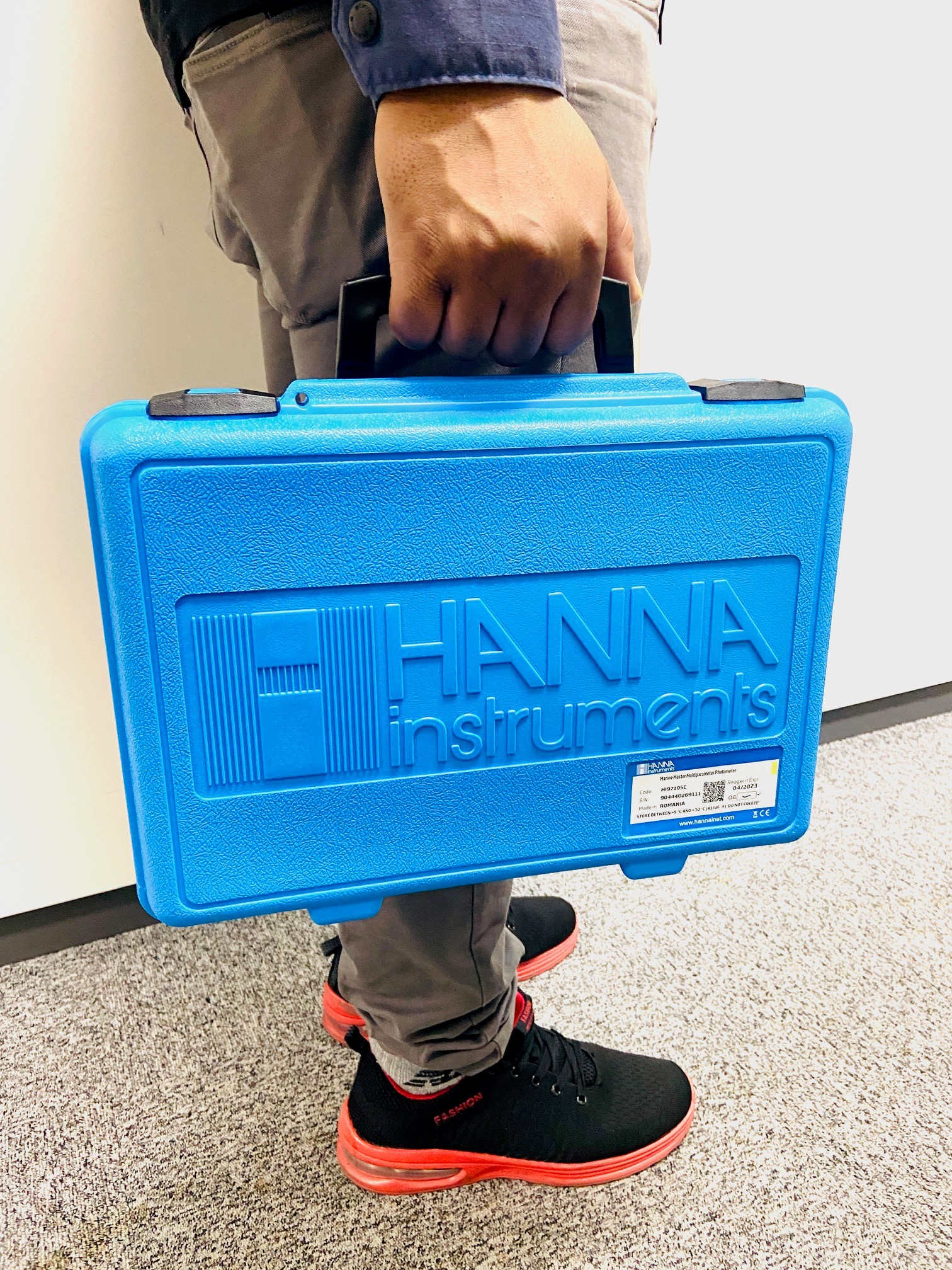 新品！】ハンナ マリンマスター 海水用 多項目吸光光度計／HI 97105C