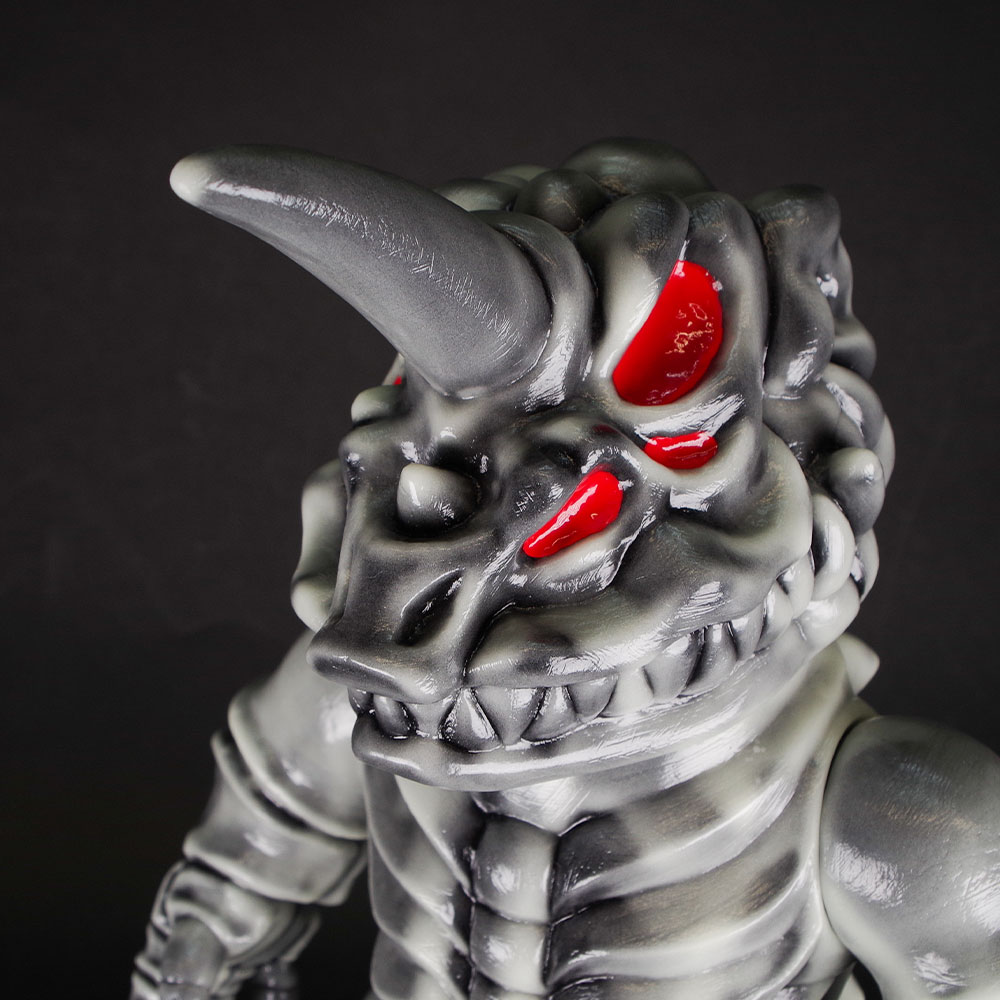 墓場の画廊 秋のソフビ祭典「HAUNTED FIGURE IN HAKABA～呪われた墓場