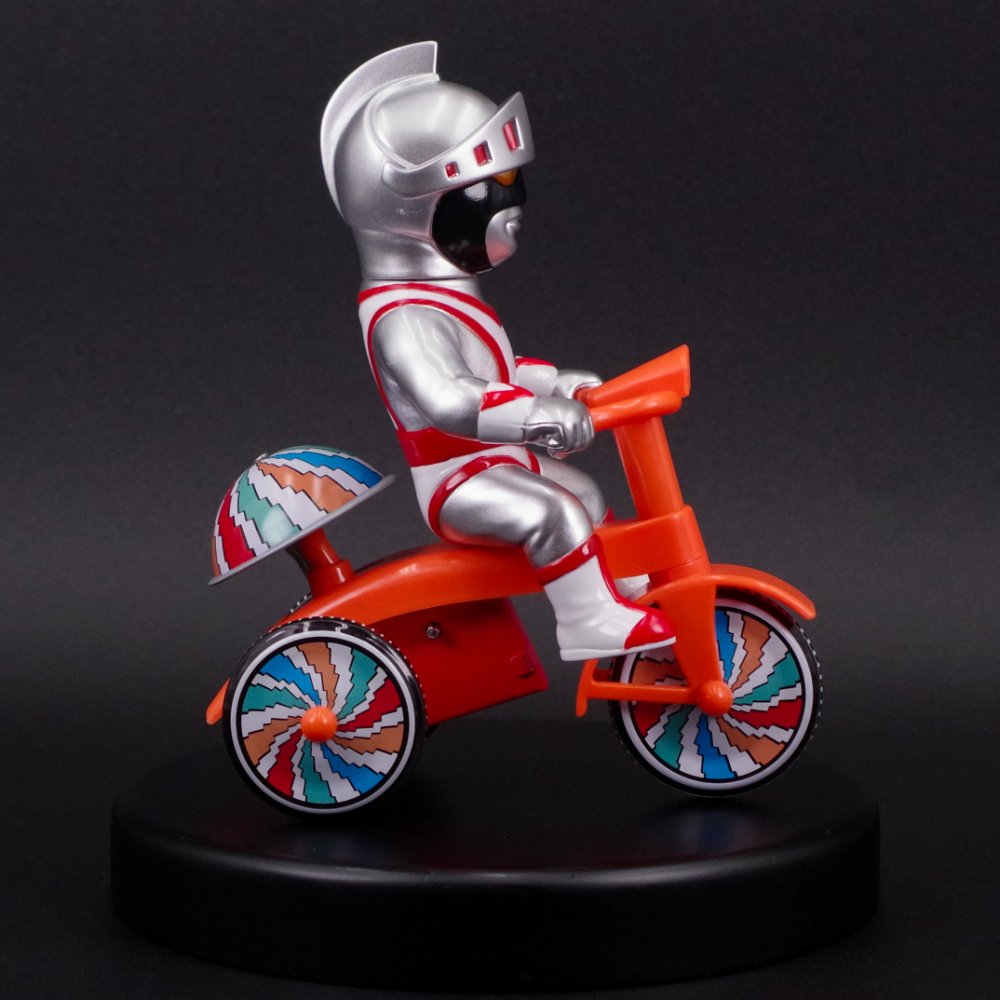 Kaiju Oneシルバー仮面 ジャイアント 三輪車 ソフビ フィギュア 未開封