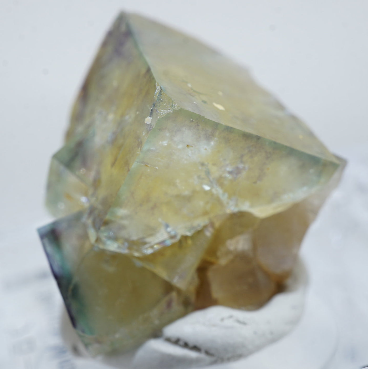 ナミビアOkorusu産 フローライト – 天然石ハッピーギフト