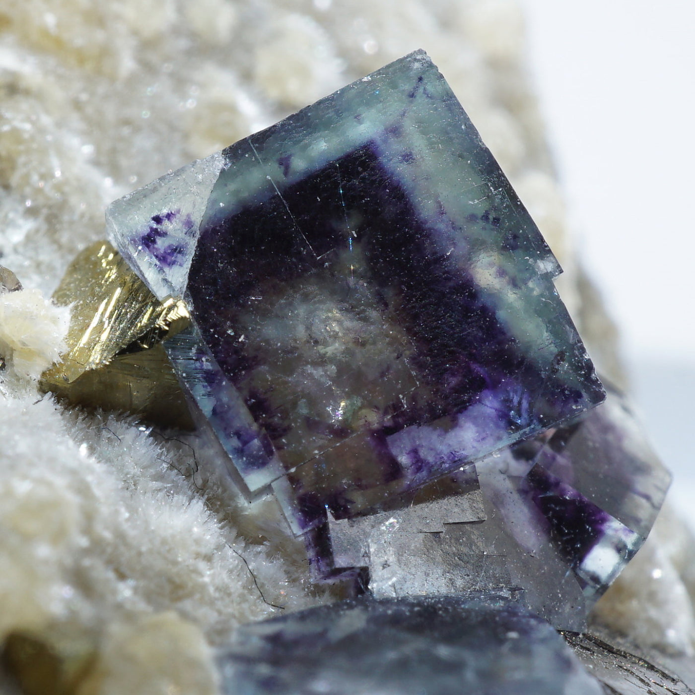 中国 内モンゴル産 フローライト|ハッピーギフト – 天然石ハッピーギフト