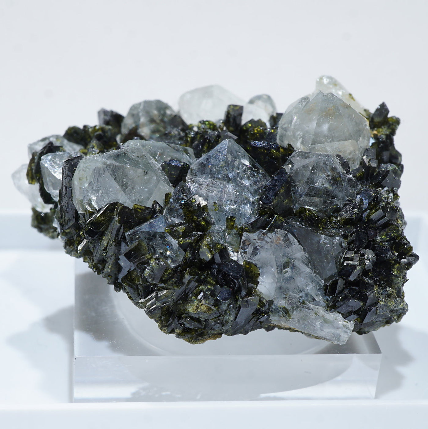 トルコ産 エピドート・水晶 – 天然石ハッピーギフト