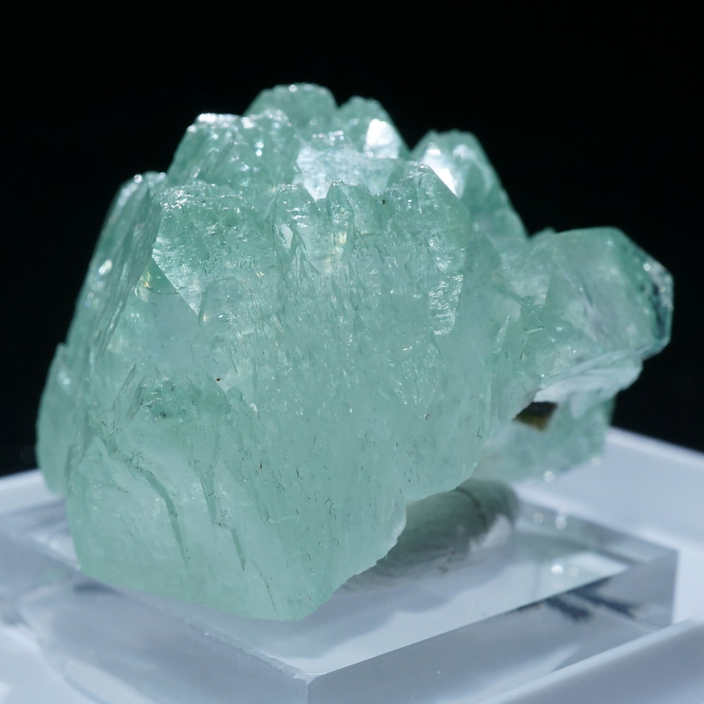 インド産 アポフィライト|ハッピーギフト – 天然石ハッピーギフト