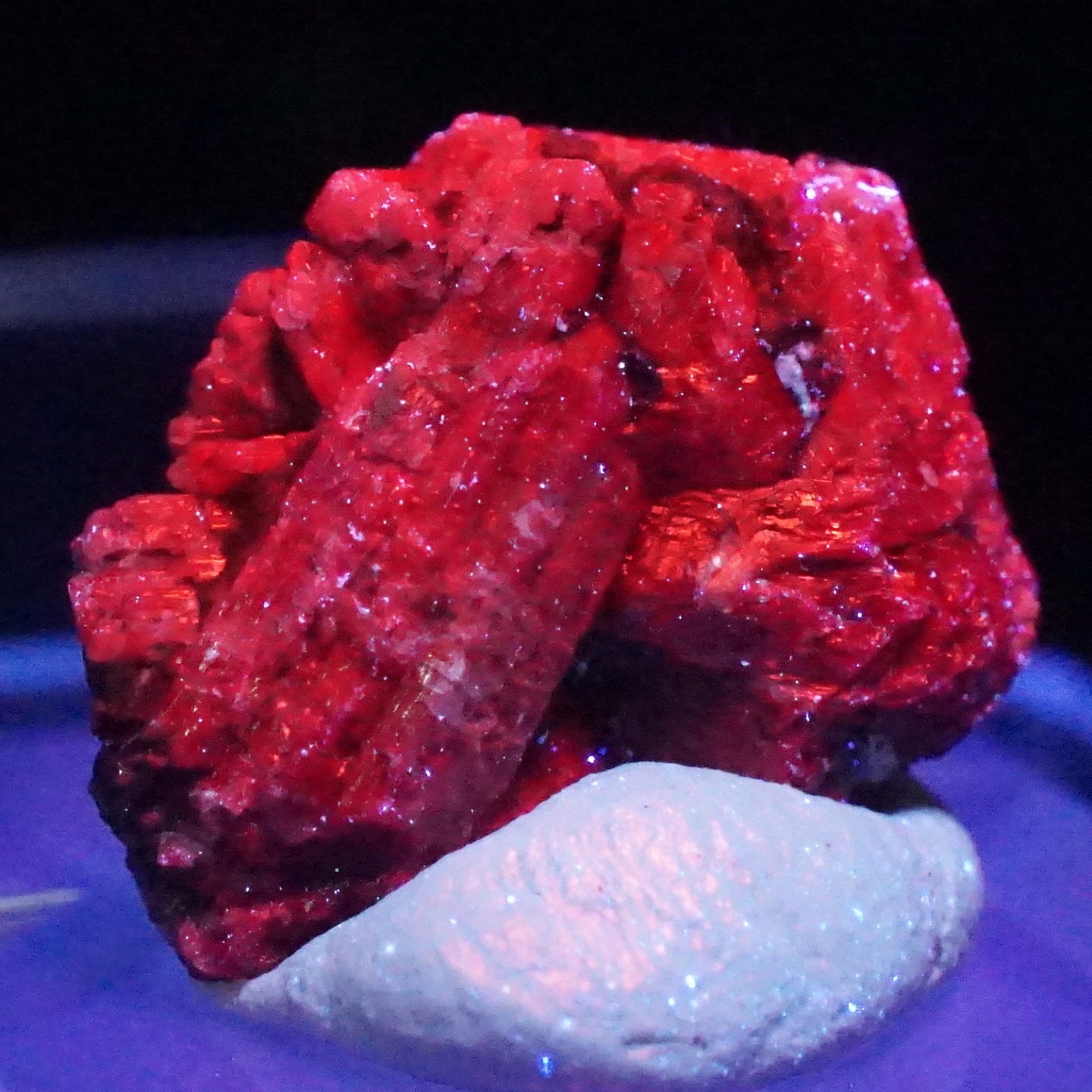 339 アレキサンドライト 六輪座双晶 原石 結晶 ジンバブエ産 339