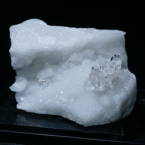 イタリア・カラーラ産 水晶 – 天然石ハッピーギフト