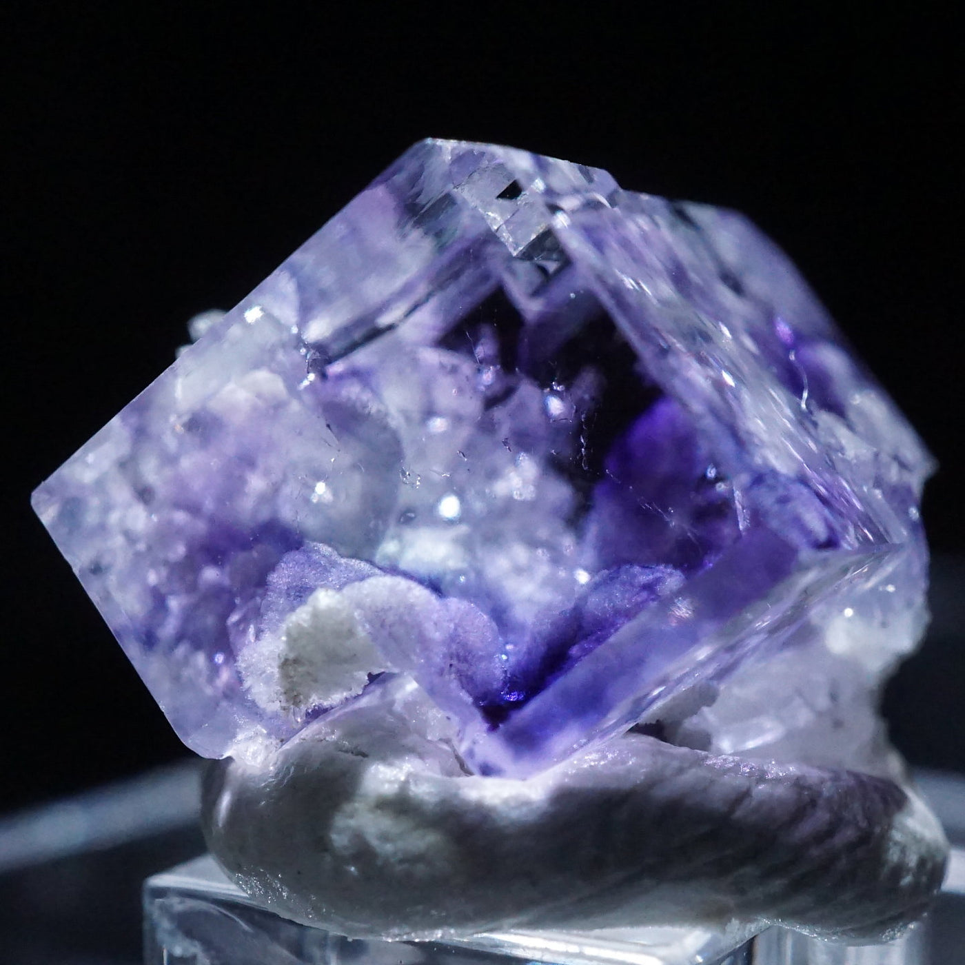 中国 浙江省産 フローライト – 天然石ハッピーギフト