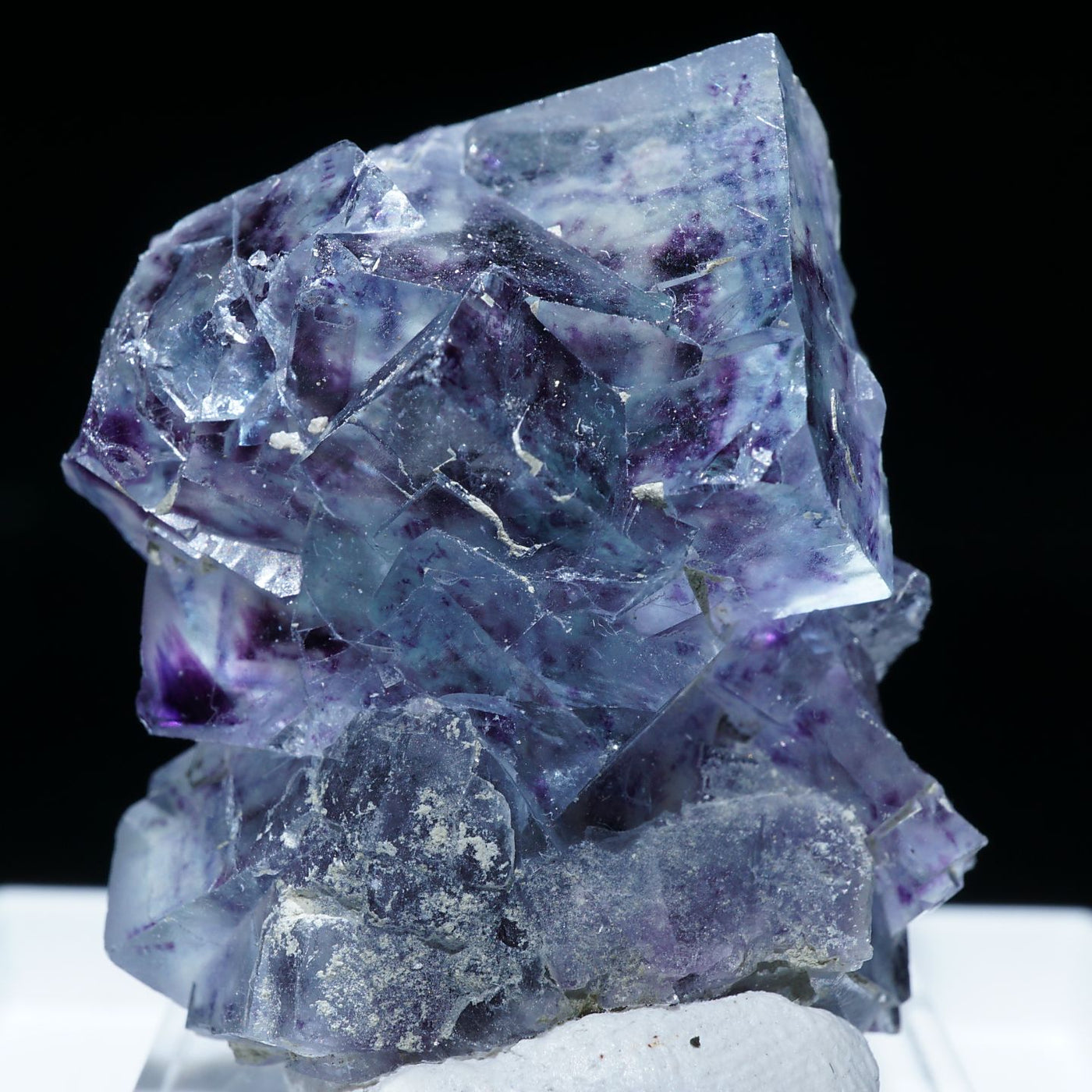 内モンゴル産 プレート型 パープルゾーニング ライトブルーフロー