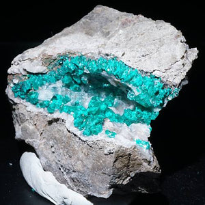 ナミビア・ツメブ鉱山産 翠銅鉱 – 天然石ハッピーギフト