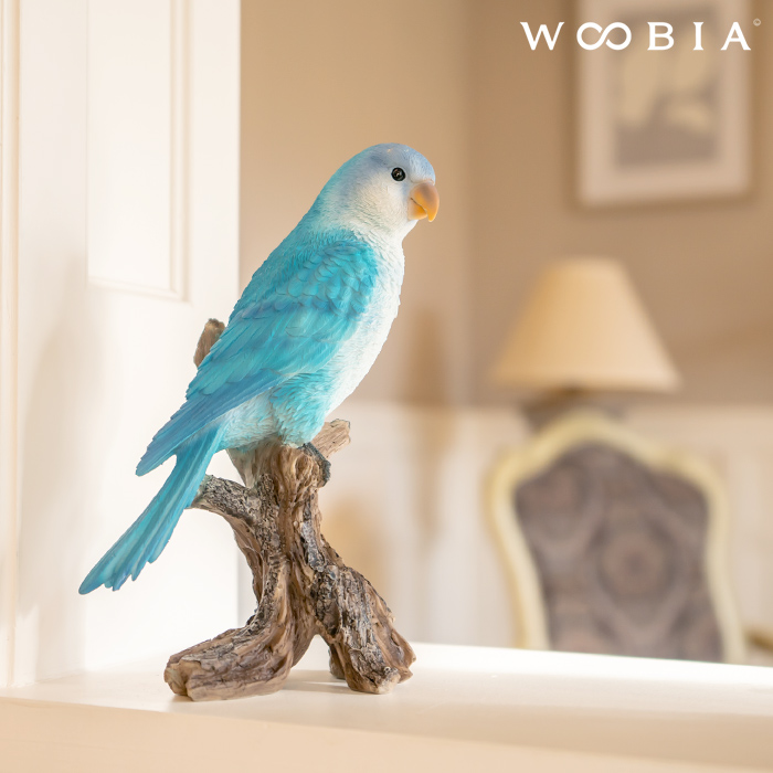 木に留まって休むインコ《 オキナインコ（23.5cm）》 – ガーデン用