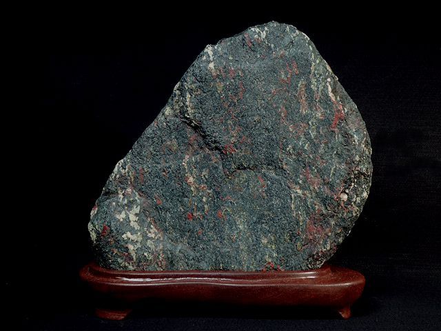 ◇天然石！新潟県産／水石系蛇紋岩－台座付No,26◇ - 鑑賞石のお店 悠