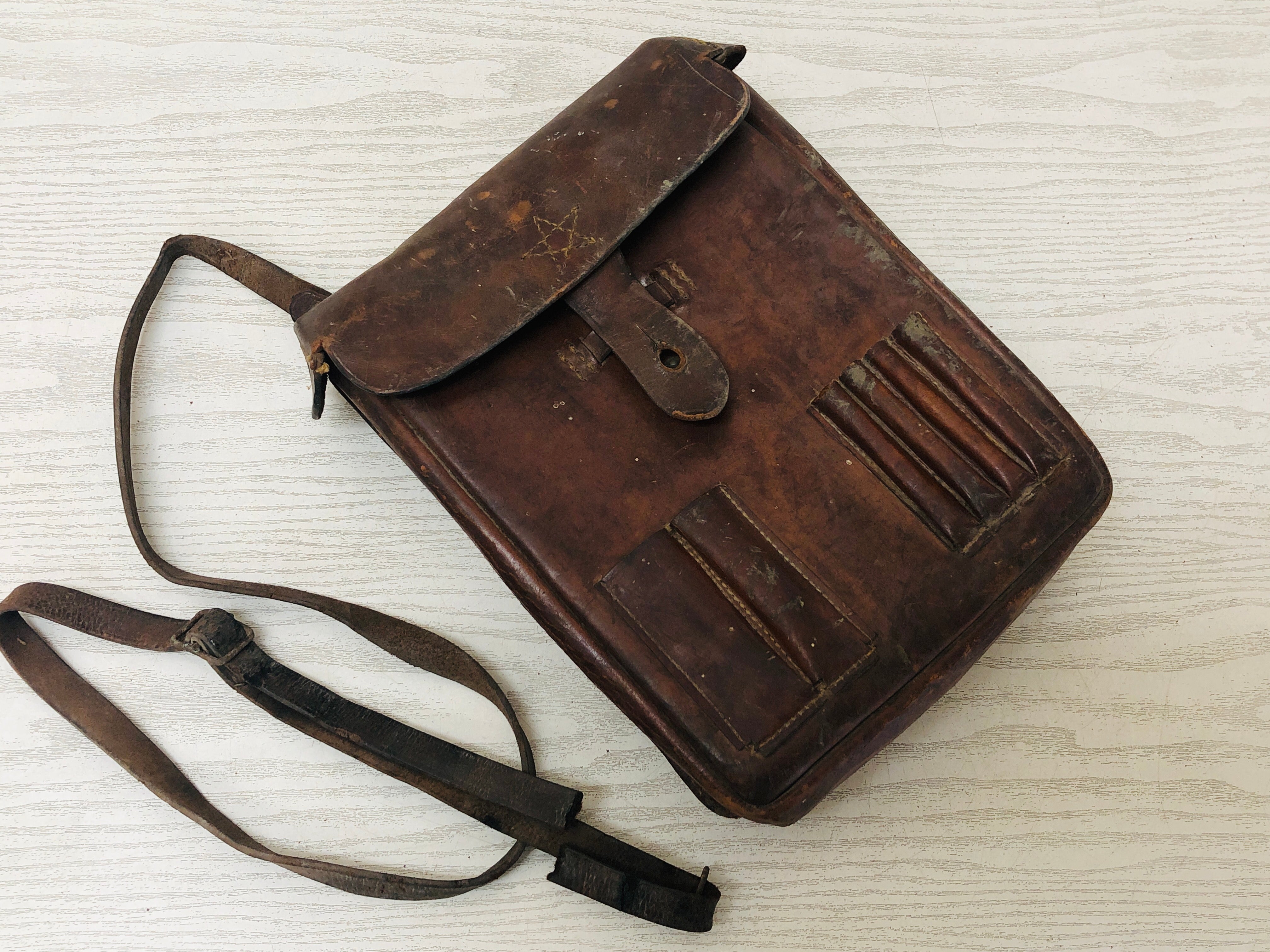 Y3457 Imperial Japan Army Leather Bag military star mark Japanese