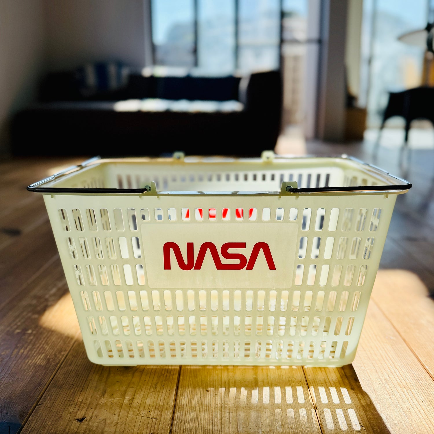 NASAロゴ入りショッピングバスケット（新品未使用品） - メルカリ