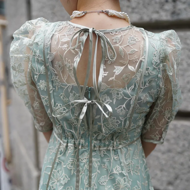 LILY BROWN（リリーブラウン）チュール刺繍ドレス（ミント/1