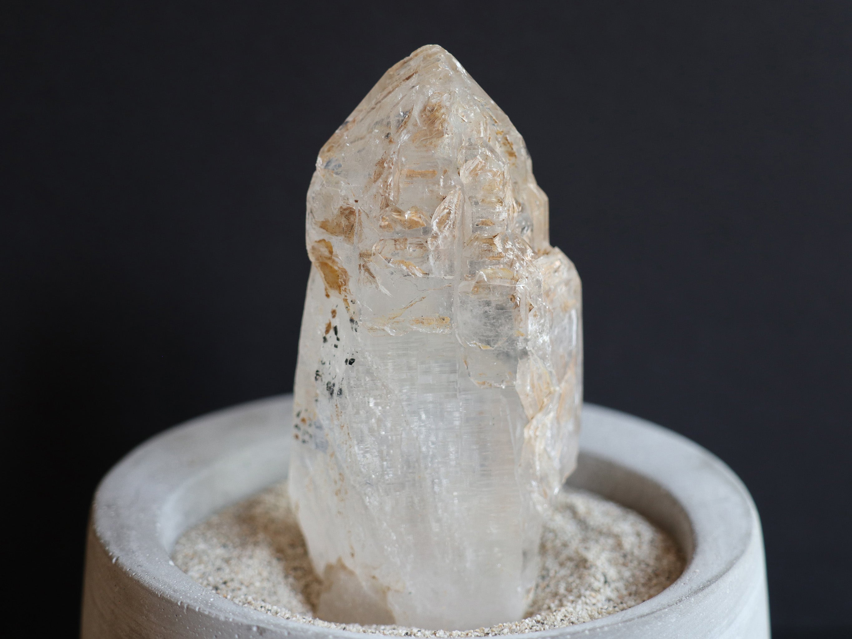 ガネーシュヒマール産ヒマラヤ水晶エレスチャル、セプター トルマリン